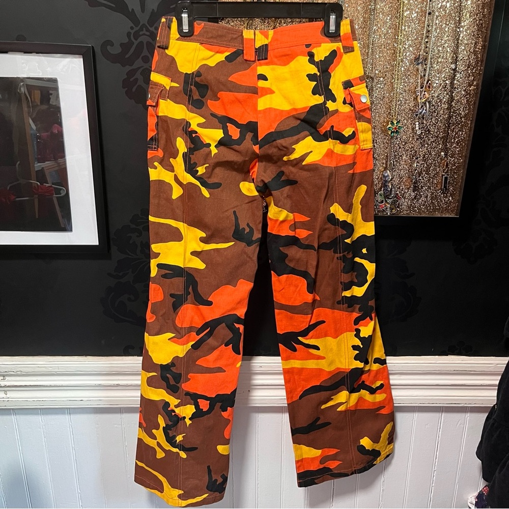 NWT Aya Low-Rise Cargo Pants Edikted - Picture 2 of 3